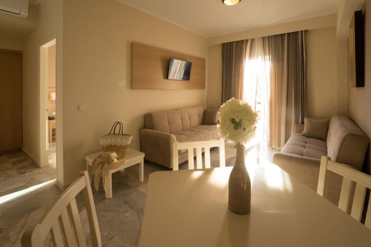 Golden Bay Aparthotel Kato Daratso Habitación foto